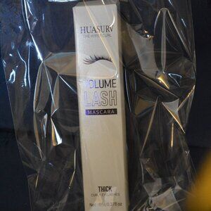 NEW IN BOX Huasurv Thick Volume Lash Mascara